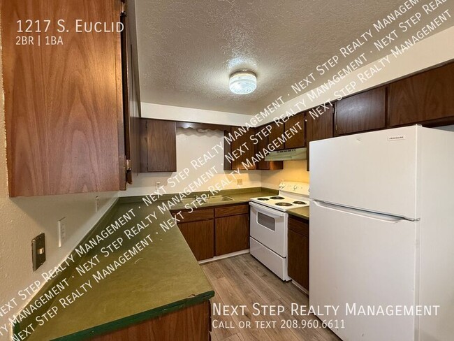 Building Photo - 1217 S. Euclid-