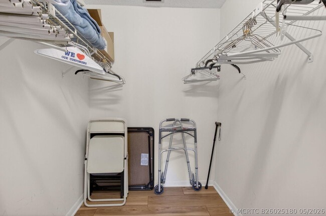 Building Photo - 8697 Sunbird Pl