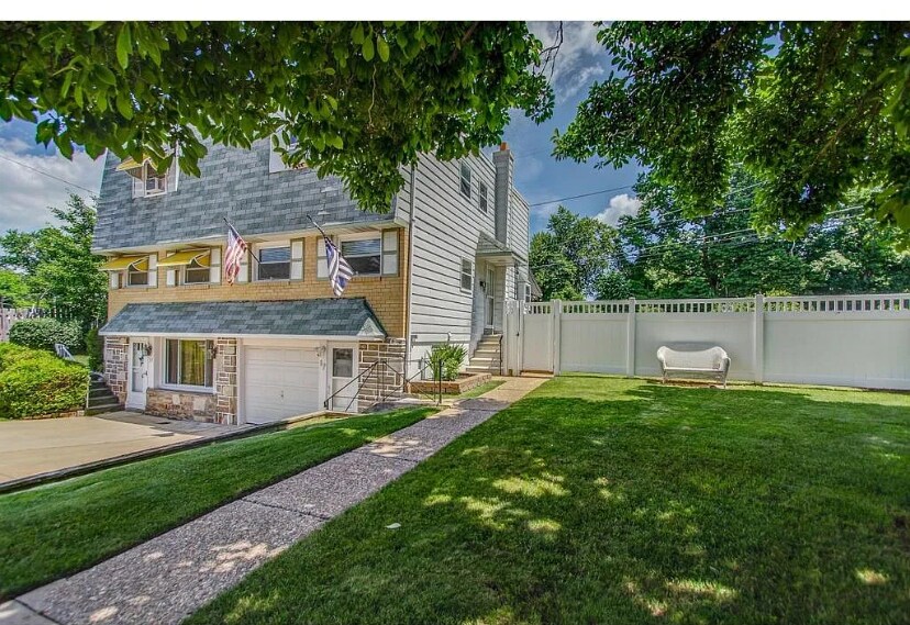 Primary Photo - 17 Shipley Pl