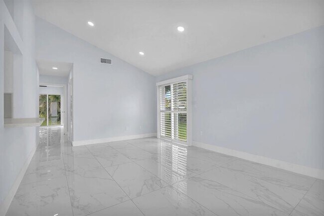 Building Photo - 8389 Rural Ln