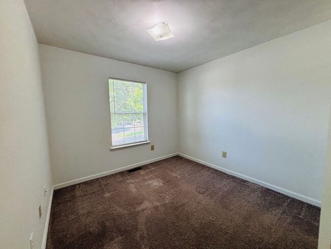 Building Photo - 1401 Christine Ct