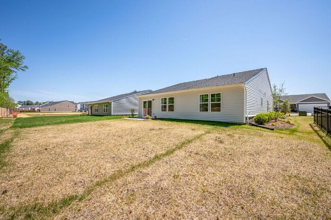 Building Photo - 3 Bedroom Single-Family Home with 2-Car Garage in Glen Allen (23060) – $2,650/mo