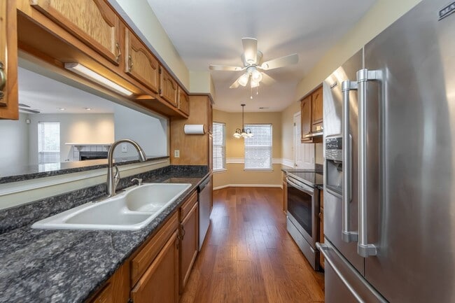 Building Photo - 308 Ferguson Bend