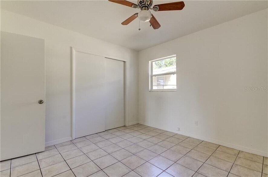 Building Photo - 403 S Orion Ave