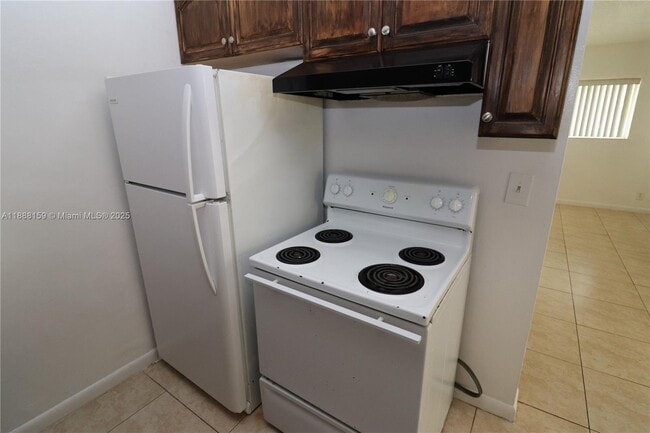 Primary Photo - 1708 N 16th Ave