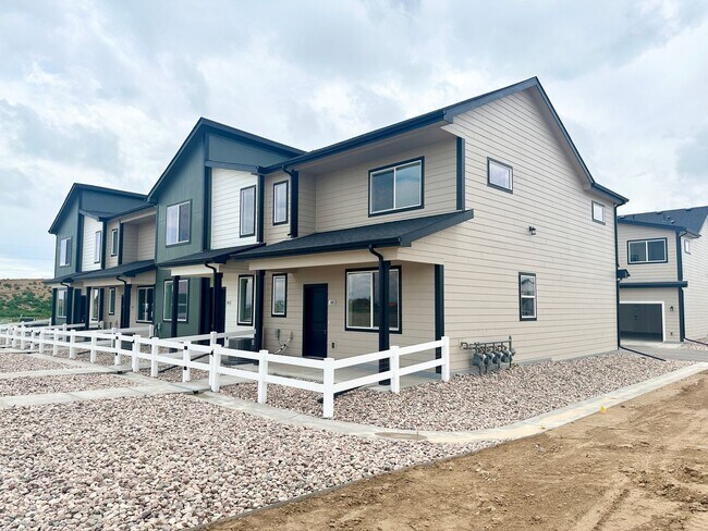 Building Photo - 3901 Crater St