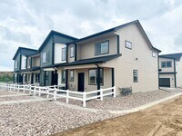 Building Photo - 3916 Pinnacles Ct