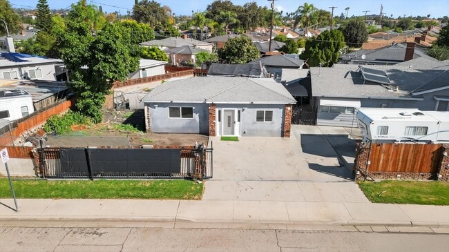 Building Photo - 1216 Butterfield Rd