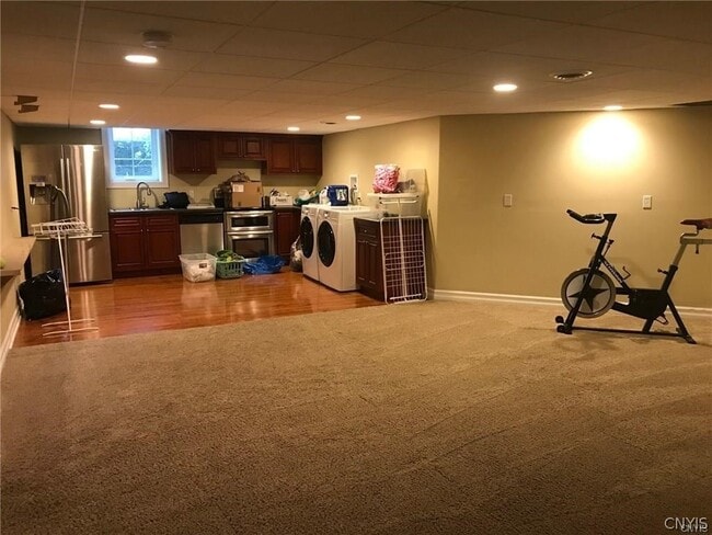 Building Photo - 5065 Yellow Wood Pkwy