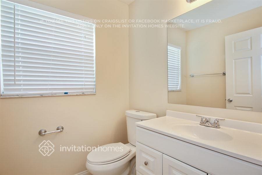 Building Photo - 12132 Quilting Ln