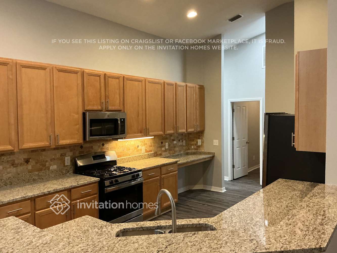 Building Photo - 1428 Tawnyberry Ct