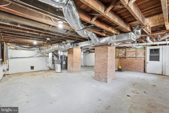 Building Photo - 236 E Butler Ave