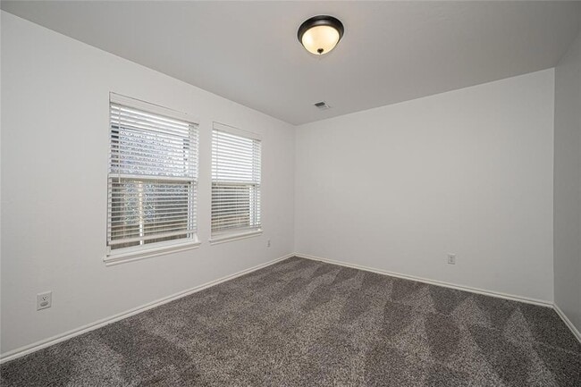 Building Photo - 8516 Gibbs Dr