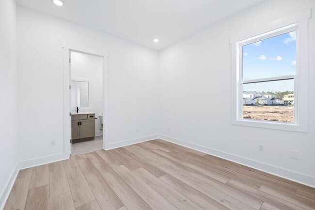 Building Photo - 2364 Pathways Drive