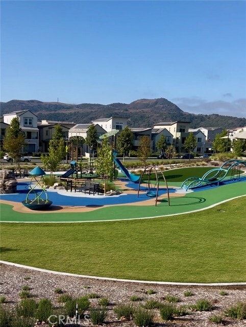 Building Photo - 731 Jasper St