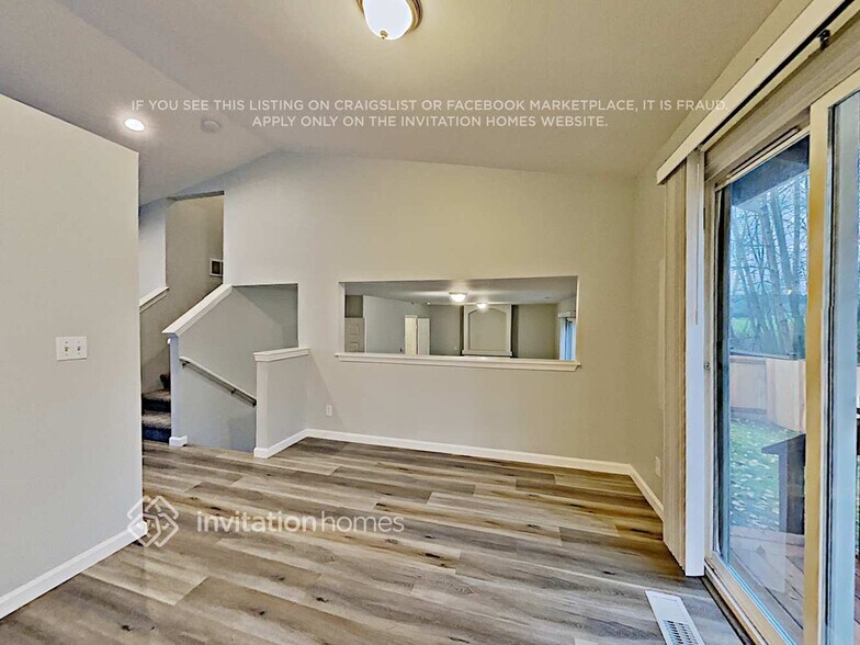 Building Photo - 12722 58th Ave NE