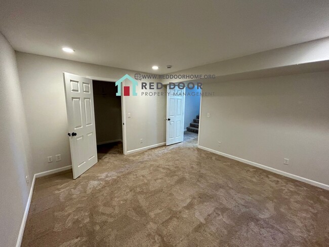 Building Photo - Modern 4 Bed, 3 Bath Home – Pet Friendly w...