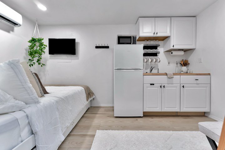 Building Photo - 426 40th Street Ct NW