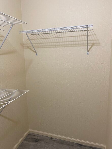 Building Photo - 14555 NE 32nd St