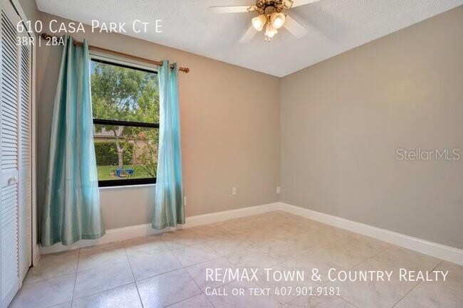 Building Photo - Casa Park Townhome For Rent in Tuscawilla!