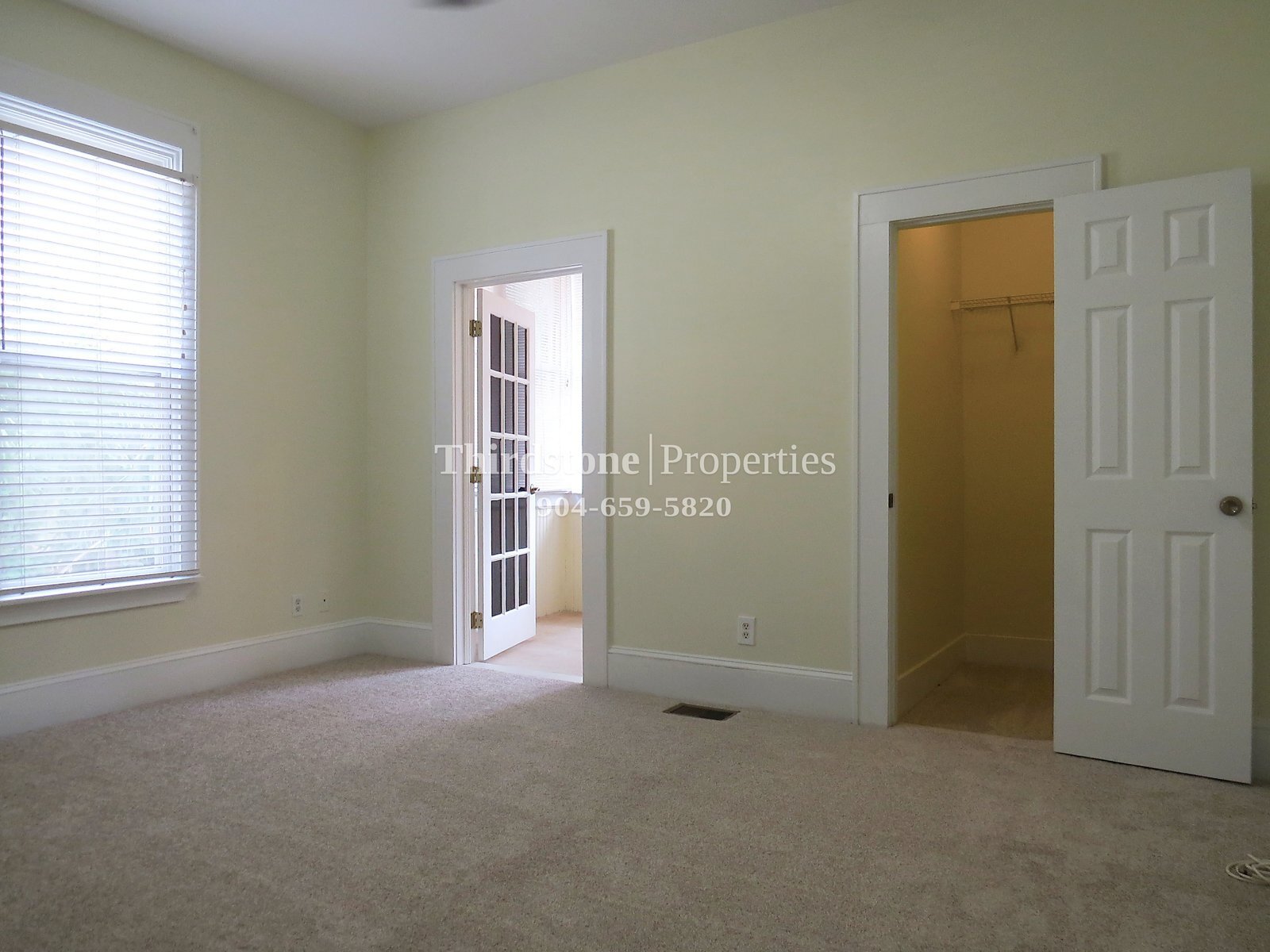 Building Photo - 212 E 6th St