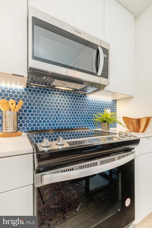 Building Photo - 1131-39 N Front St