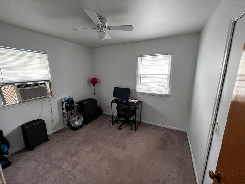 West Bedroom - 329 E 5th St