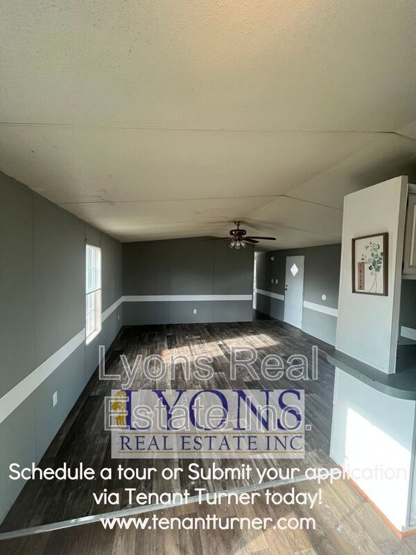 Building Photo - 503 Chamblee Dr