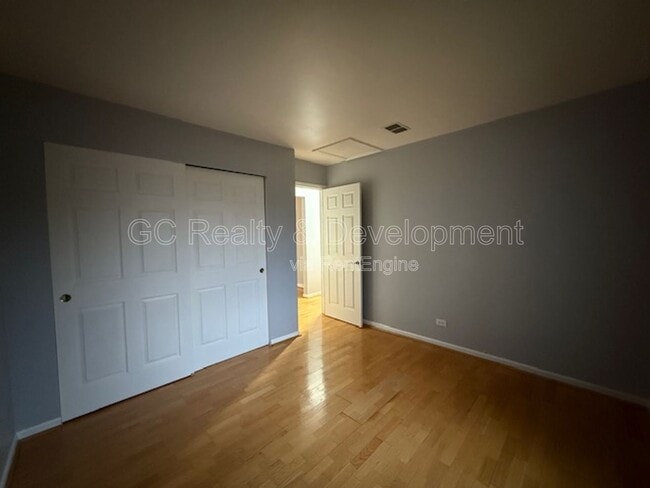 Building Photo - 624 Thorndale Dr