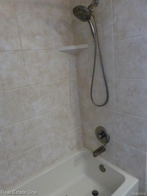 Building Photo - 5837 Folkstone Dr