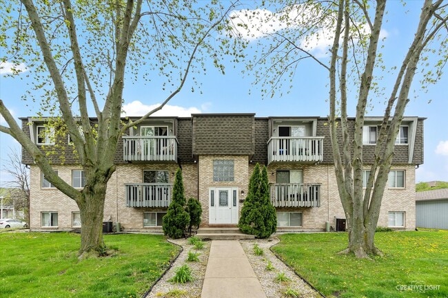 Primary Photo - 2301 Bicentennial Ave