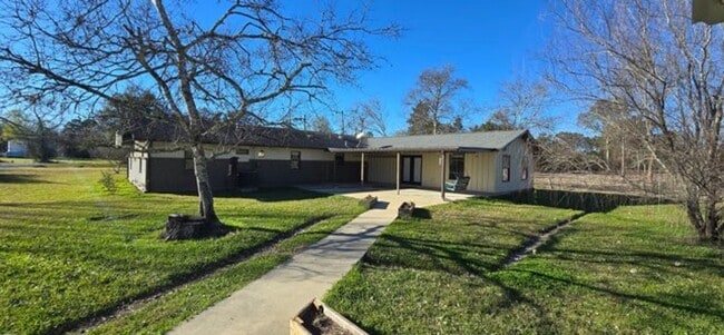 Building Photo - 2718 FM 408