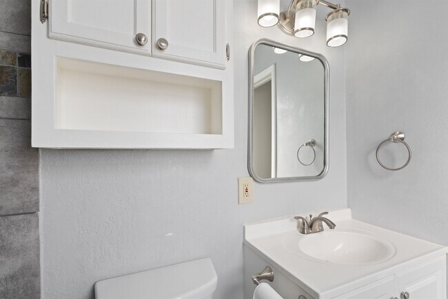 Building Photo - 13 Nighthawk Trail