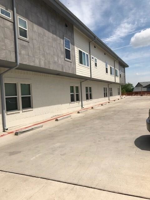 Building Photo - 1121 Bernard St