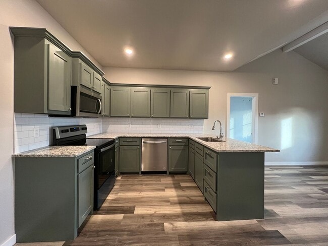 Building Photo - 1316 S 13th St