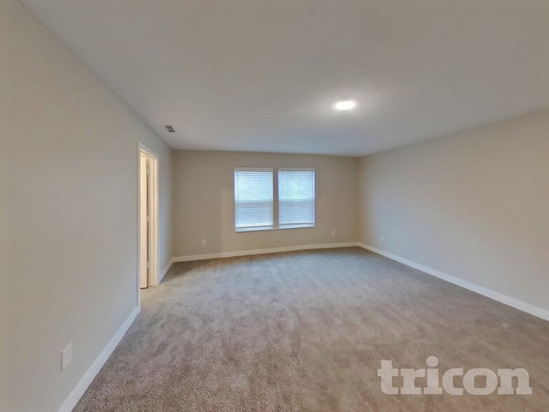 Building Photo - 4628 W Mineral Ln