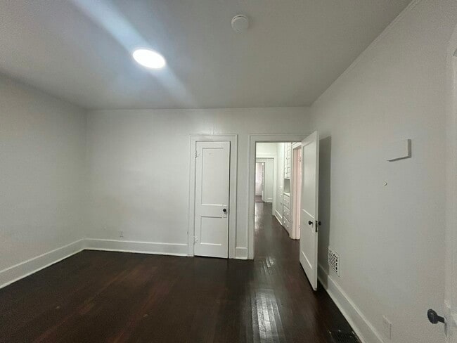 Building Photo - 1165 Virginia Park St