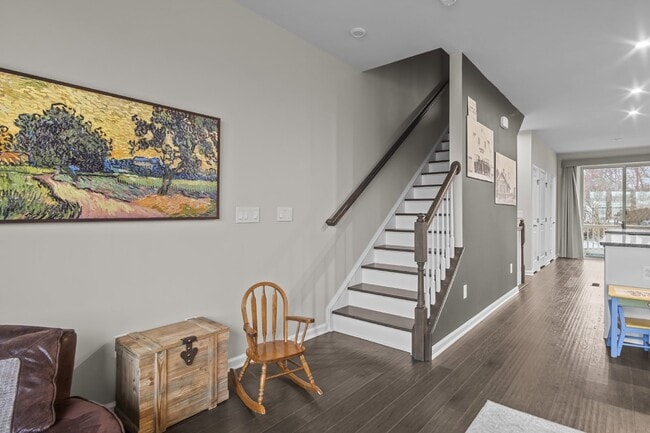Building Photo - Elevated Old Town Ashburn Living: A Four-L...