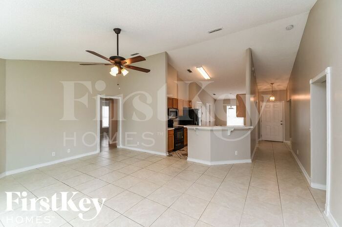 Building Photo - 12335 Bucks Harbor Dr S