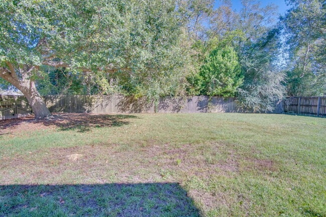 Building Photo - Hickory Hill Rental with Granite Counters,...