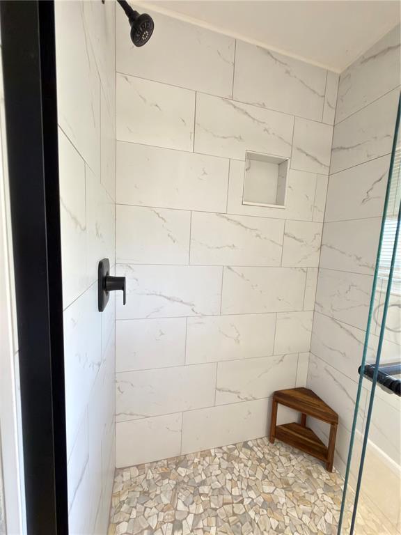 Building Photo - 824 Padua Ln