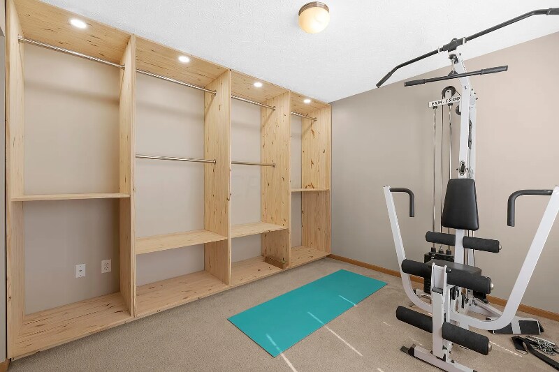 Building Photo - 6036 Pennington Creek Dr