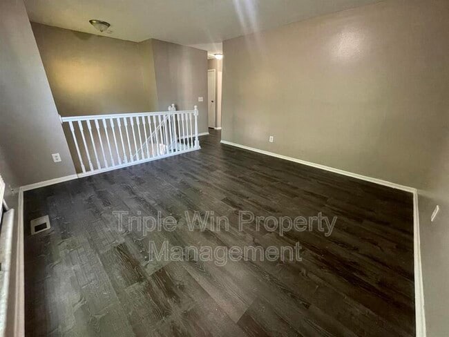 Building Photo - 1464 Monopoly Dr