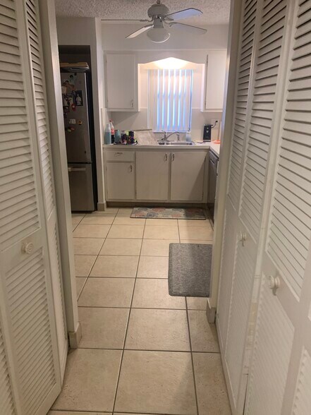 Kitchen entrance - 10222 Pine Dr