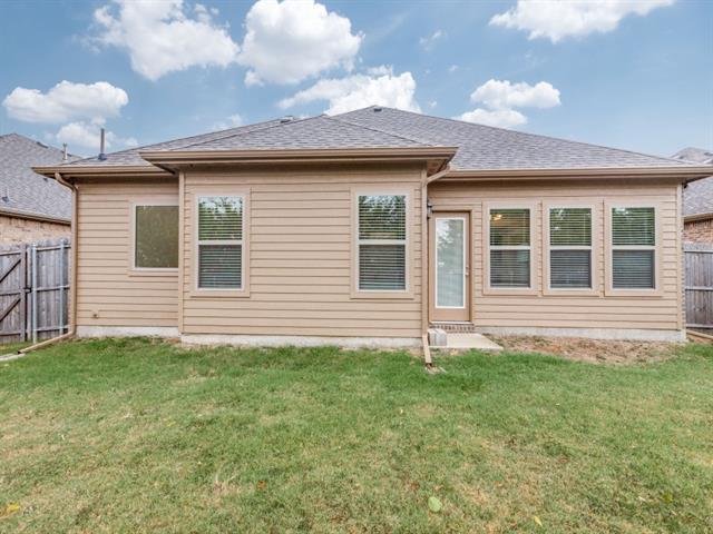 Building Photo - 710 Teakwood Dr