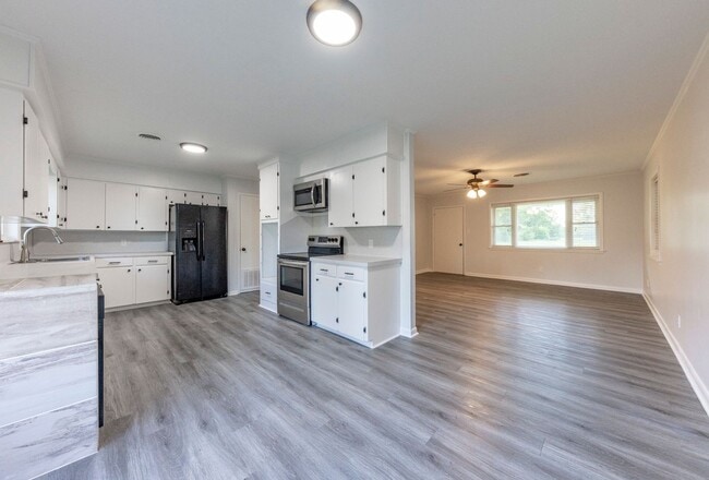 Building Photo - 115 Ketchum Ln