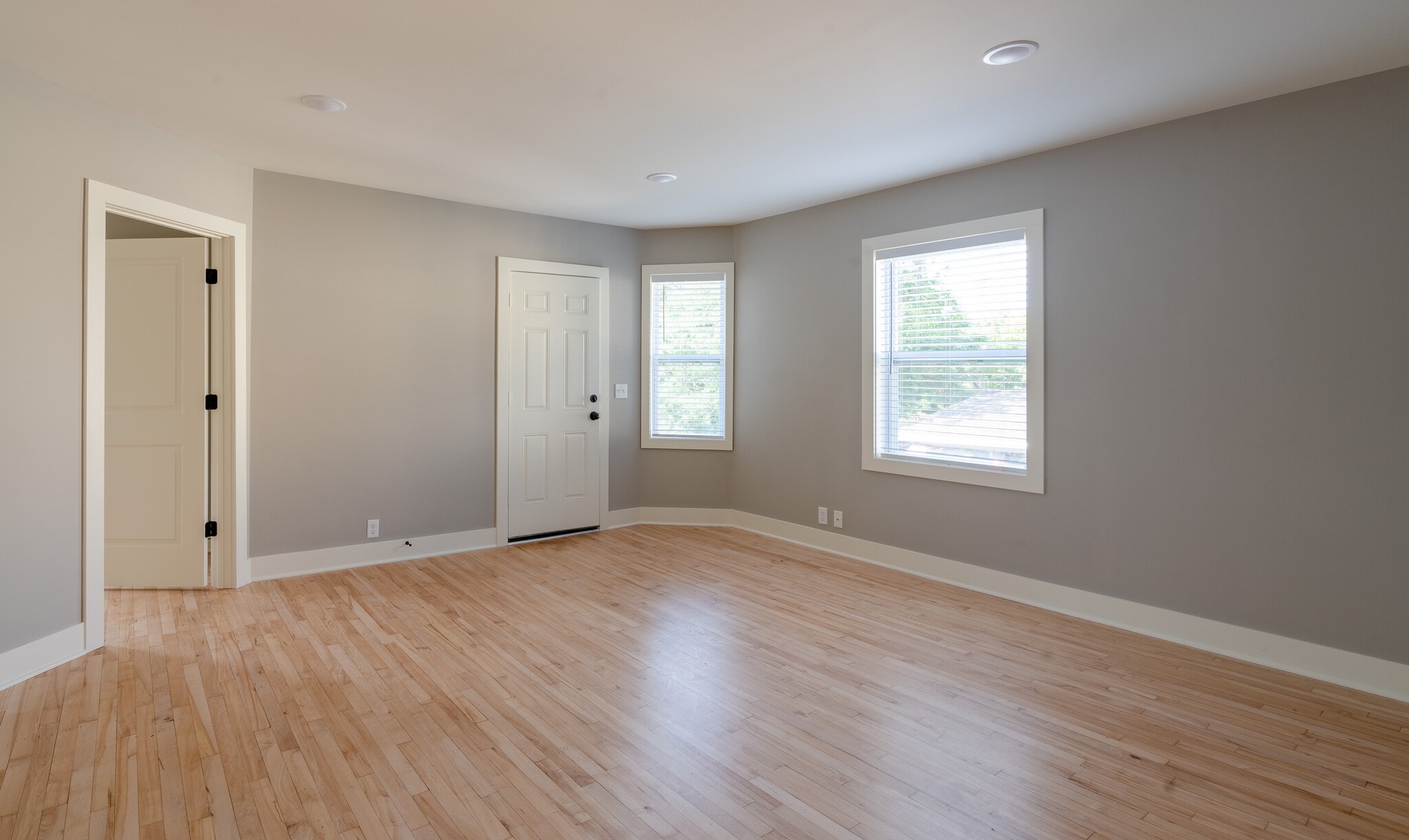 Building Photo - 625 3rd st #2