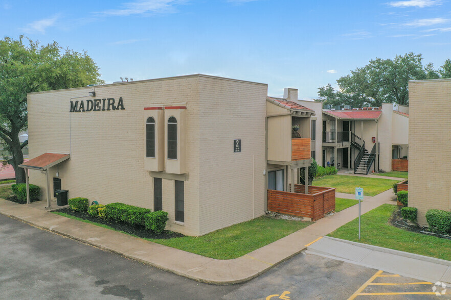 Primary Photo - Madeira Apartments