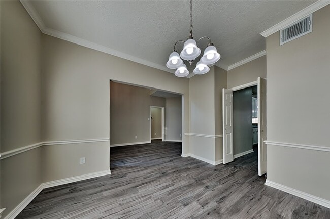 Building Photo - 30215 Stoney Plain Dr