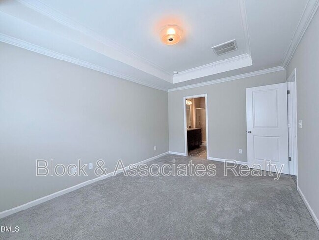 Building Photo - 572 Chessie Sta